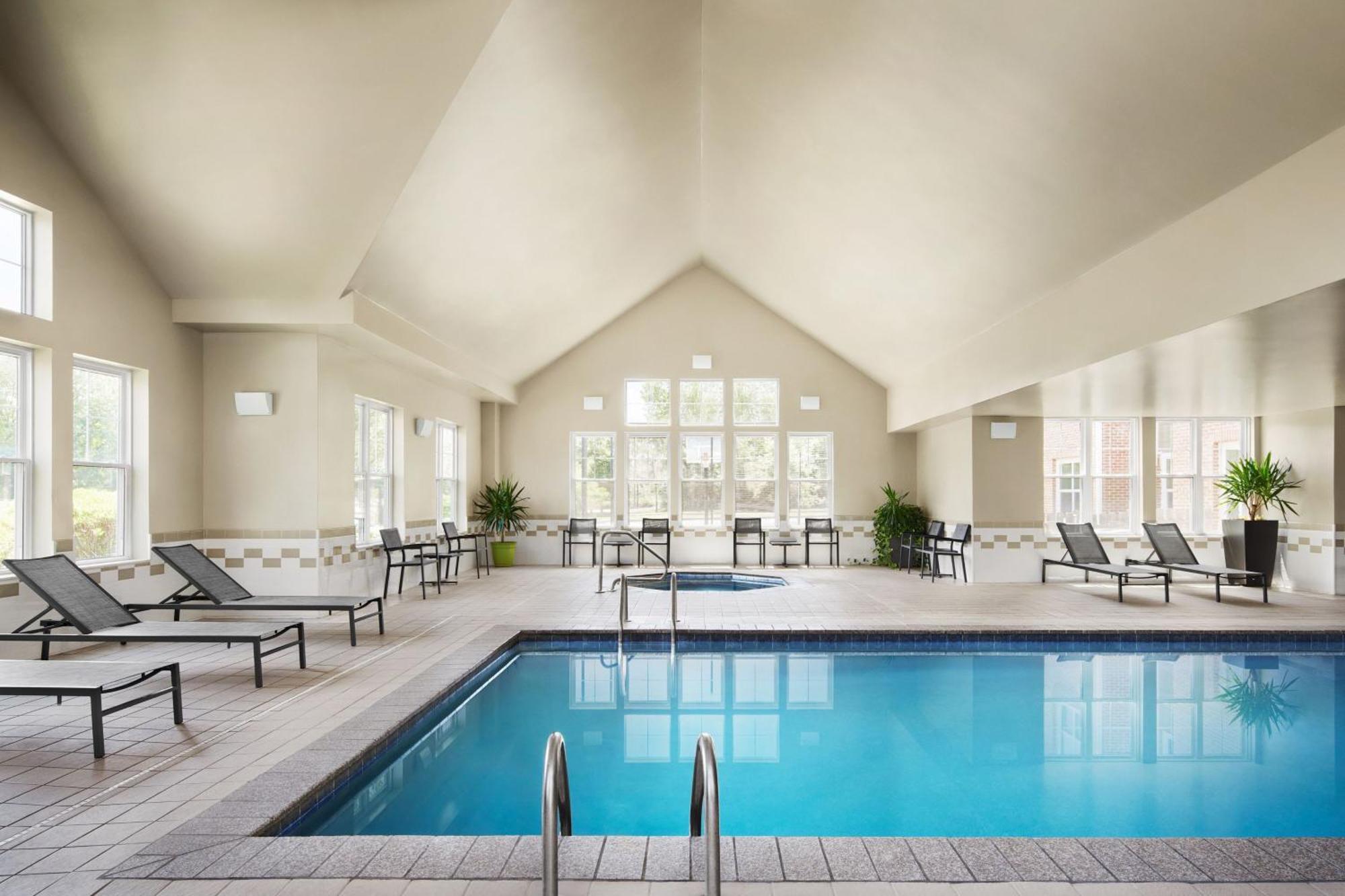 Hotel By Marriott Philadelphia 3*