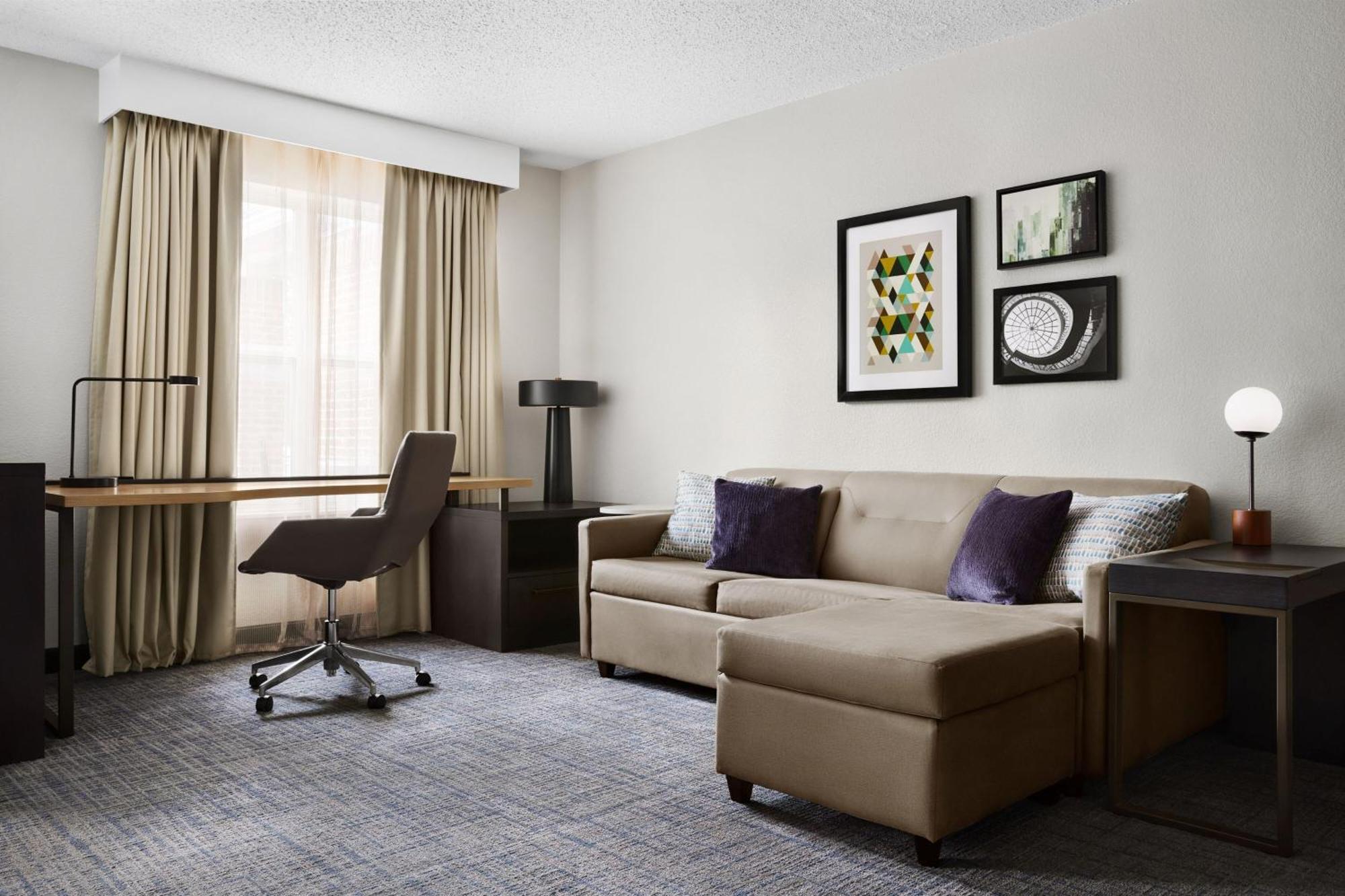 Hotel By Marriott Philadelphia 3*